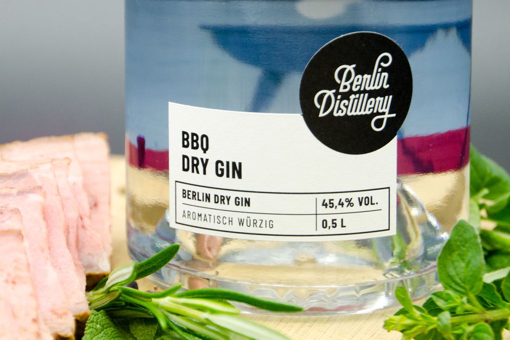 Berlin Distillery BBQ Dry Gin Nahaufnahme des Etiketts